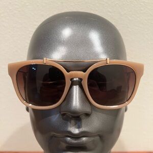 Tory Burch woman’s sunglasses pink TY 138613 51()20 135-3N mint
